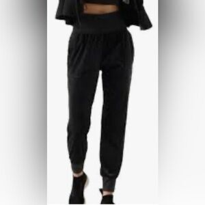 Athleta Salutation Black Velvet Joggers Small